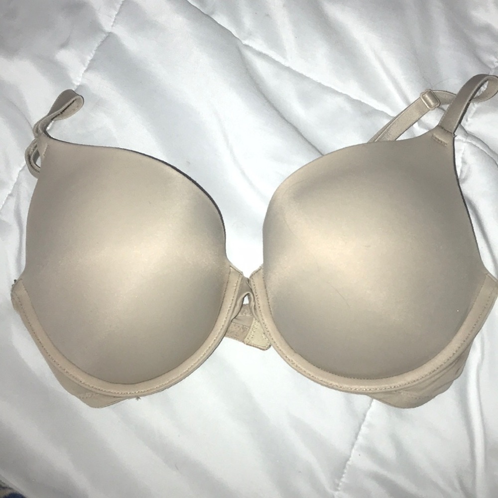Nude Victoria secret bra
